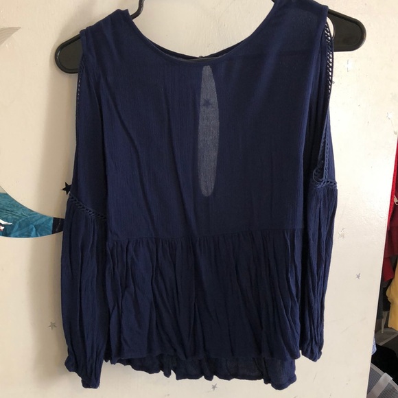 Bohemian O’niell navy blouse XS never worn 🌊 - Picture 2 of 7